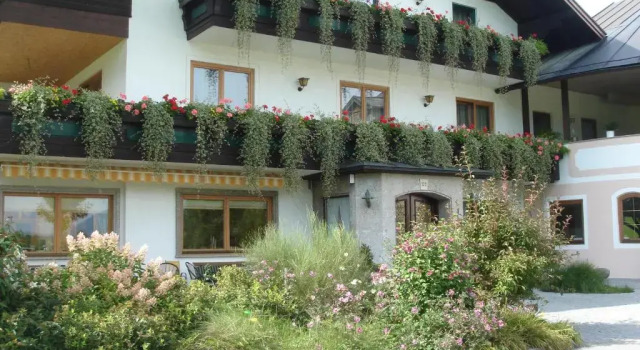 Pension Anna, Book Hotel Mondsee Mondseeland