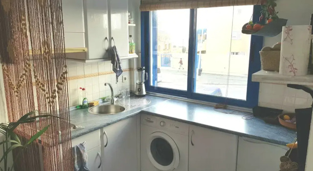 Коттедж Beach House with Balcony and beach view
