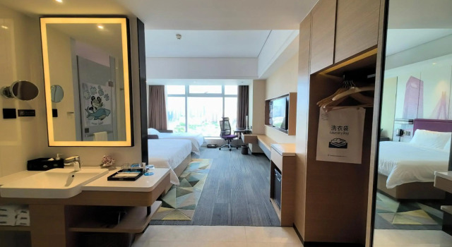 Hampton by Hilton Zhanjiang Renmin Avenue, Boek Hotel Hotels in Zhanjiang met parkeren, Parkeren