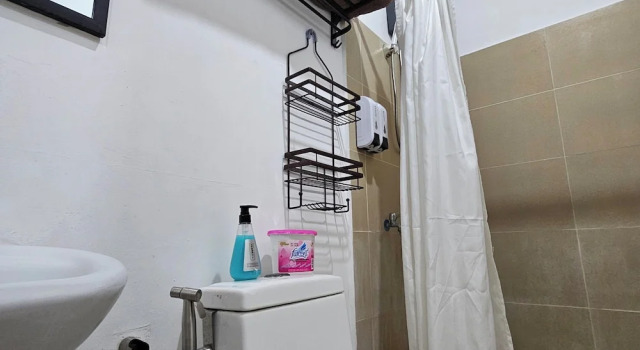 Номер Classic Davao City Airport Transient Rooms by Lemonique