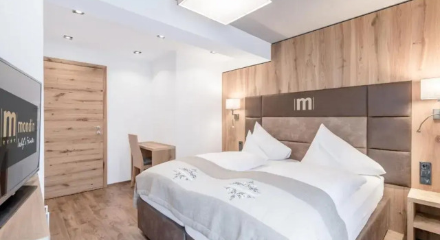 Люкс Hotel Mondin