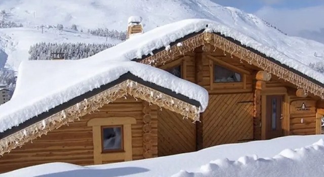 Authentic Chalet With a Fireplace at 500 m From the ski Lift