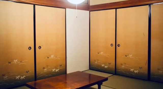 Bakushuku Den Guest House Brew, Buchen Sie Pension Matsuyama Ehime