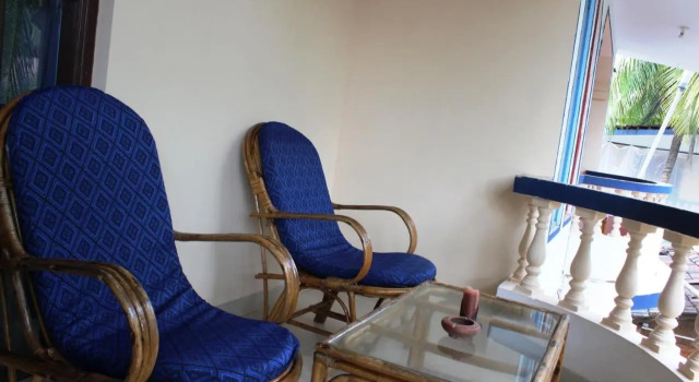 Domingos Guest House, Prenota Affittacamere Baga 