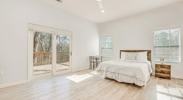 Spacious Atlanta Home w/ Deck < 5 Mi to Downtown!, Prenota Hotel Atlanta Georgia
