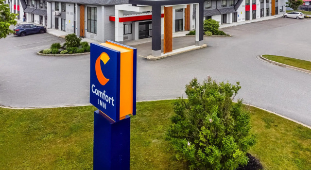 Comfort Inn East