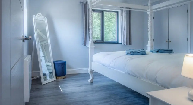 Marina View - 1 Bed Apartment - Neyland