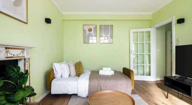 Cozy 1BR Near Hyde Park & Notting Hill, Забронировать Апартаменты/квартира Апартаменты Лондона, рядом с Бейсуотер, Апартаменты/квартира