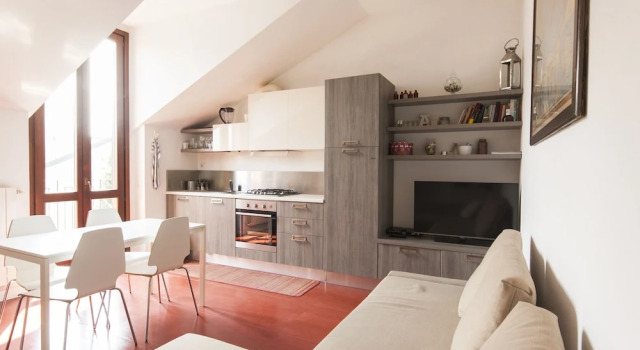 Апартаменты Intimate Attic Flat near Politecnico University