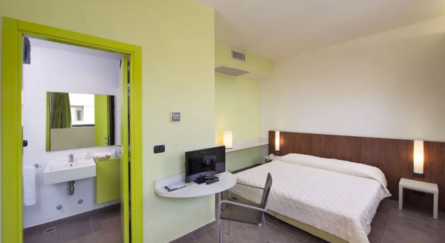Двухместный номер Smart VOI Alimini Resort