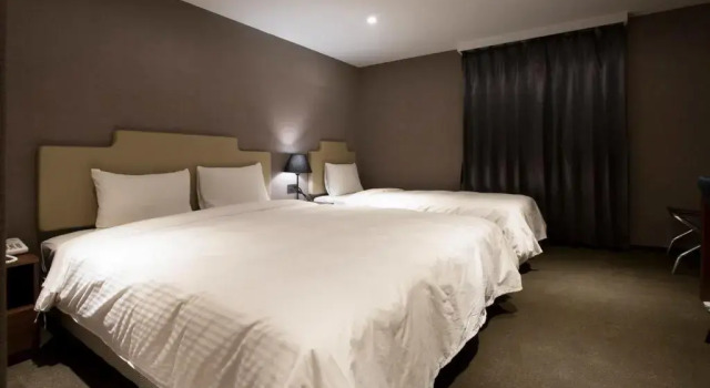 Трёхместный номер Superior Noble Hotel