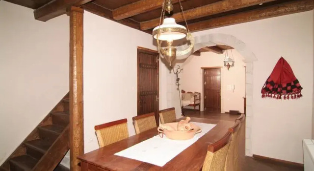 Galatas Traditional House