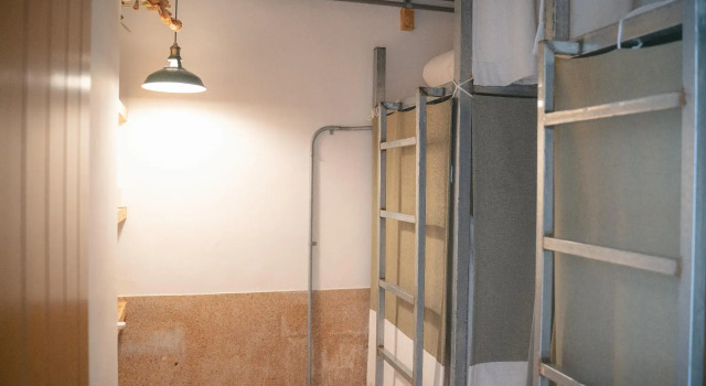 Кровать в общем номере (женский номер) 365.Hostel