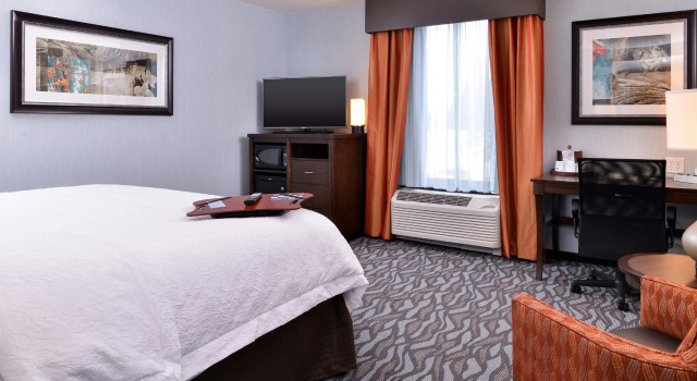 Hampton Inn Potsdam, Prenota Hotel Potsdam Stato di New York