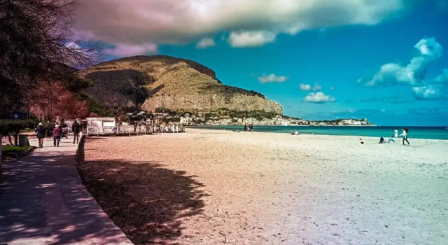 Mondello Villa Mare, Book Villa Hotels in Sicily with Parking, Parking