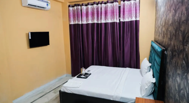 Номер Deluxe Roomshala 155 Hotel JPC