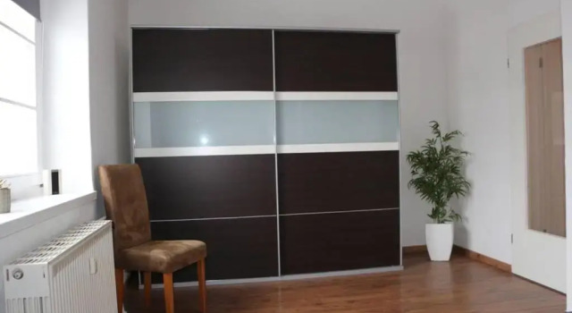 Апартаменты Zentralgelegene 4-Raum Ferienwohnung Bis 8 Pers.