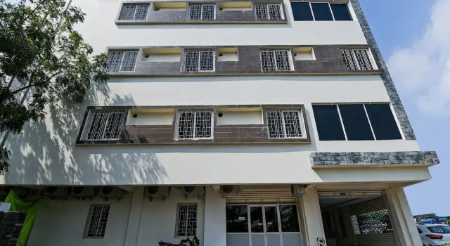 Oyo 26723 Rb Residency