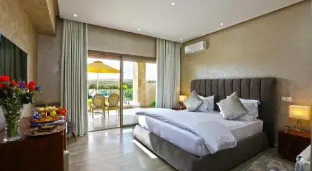 Mountains Palace Marrakech, Забронировать Отель Отели Марракеш-Тенсифт-Эль-Хауз с парковкой, Парковка