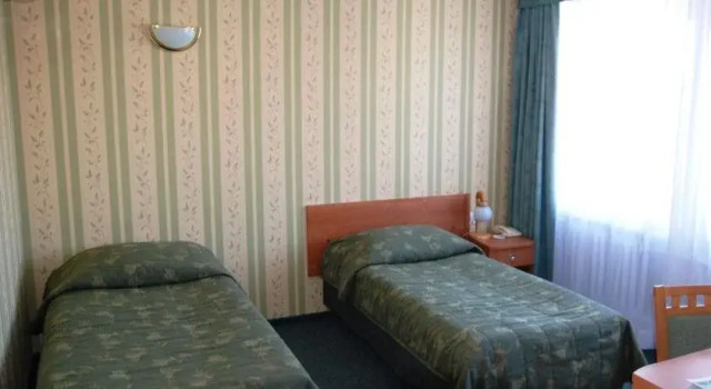 Swiatowit, Rezervați Hotel Hoteluri în Lodz cu parcare, Parcare