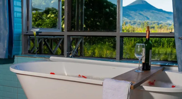 Exécutive suite Imbogo Diners and Lounge