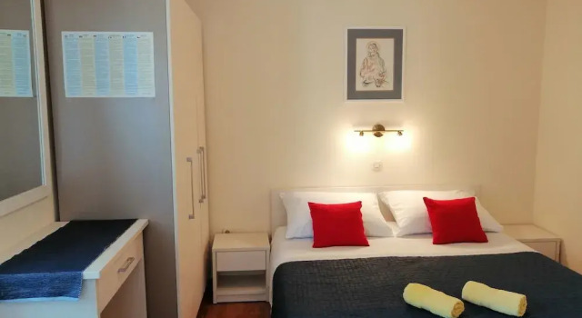 Apartments Pharos, Prenota Appartamento Stari Grad 