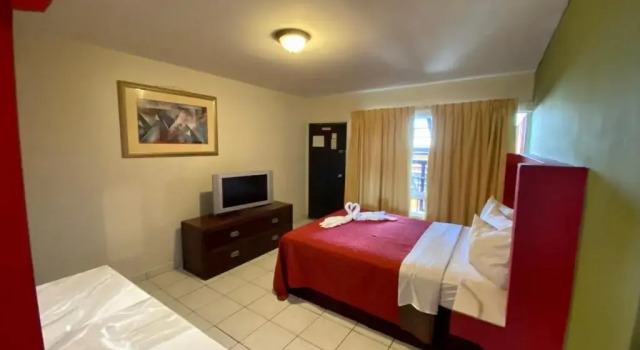 Трёхместный номер Standard Hotel Los Altos