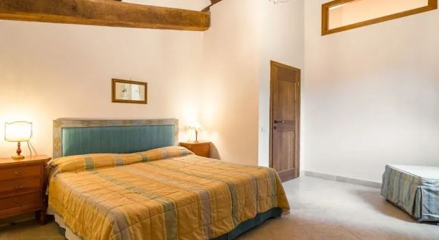 Pleasant Farmhouse in Rapolano Terme With Swimming Pool, Book Hotel Rapolano Terme Crete Senesi