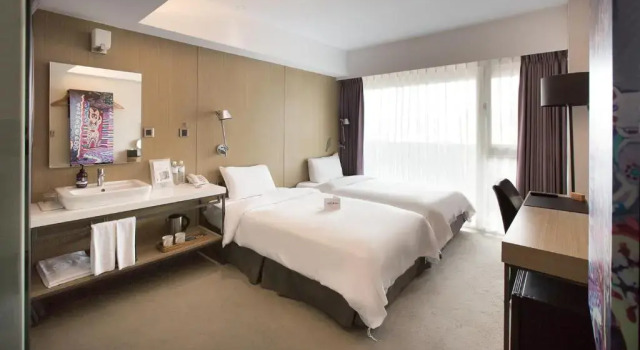 O podwyższonym standardzie dwuosobowy pokój Hotelday Taichung