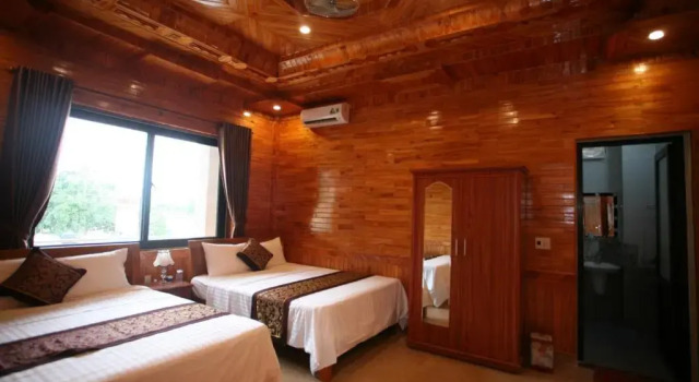 Четырёхместный номер Deluxe Sky Hotel Phong Nha