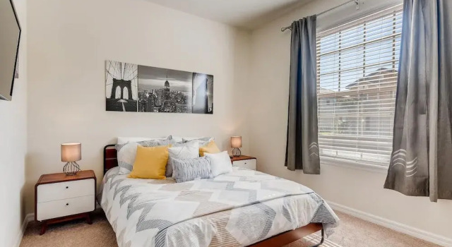 8843 GC Windsor at Westside Luxury 5 BR Townhome
