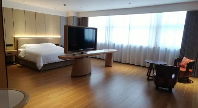 Люкс Deluxe litianbojueshijiahotel
