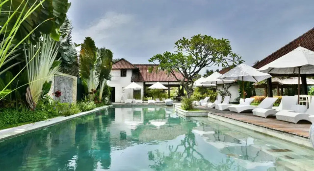 Люкс с видом на сад Katala Suites and Villas