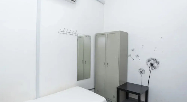 SPOT ON 89834 Blue District Backpackers, Rezerwuj Hotel Bandar Penawar Johor