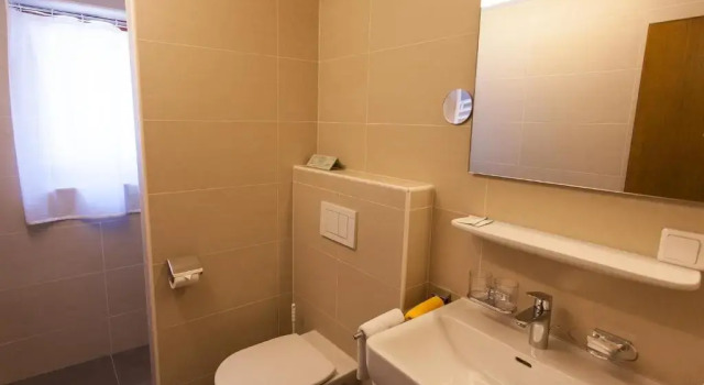 Номер Standard Pension Walkerbach