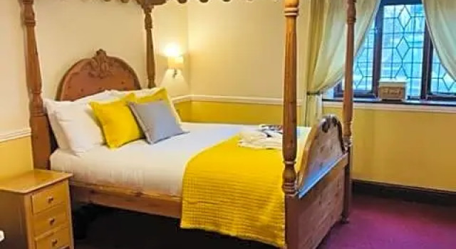 Номер Standard Crown & Cushion Hotel