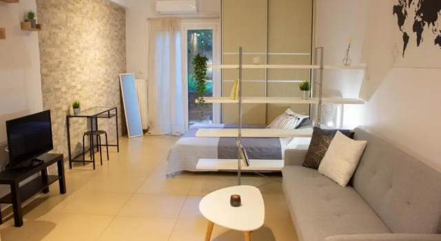 Cozy Studio in Central Glyfada - Sleeps 3