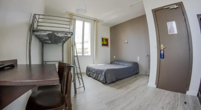 Четырёхместный номер Standard Hôtel Trianon