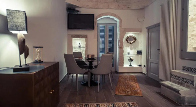 800s Home Luxury Rooms