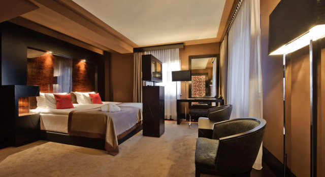 Двухместный номер Deluxe Platinum Palace Boutique Hotel & SPA