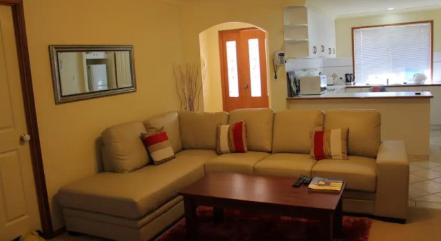 Apartments of O'Sheas Windsor, Book Apartment Dalby Queensland