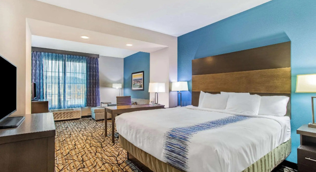Двухместный номер Deluxe La Quinta Inn & Suites by Wyndham Cullman