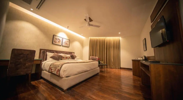 Двухместный номер Deluxe с балконом Justa Grand View Resort & Spa, Manali