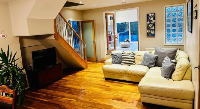 Daire Zoe Bistro & Accommodation