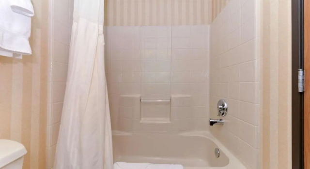 Номер Standard с балконом Best Western Plus Landmark Inn