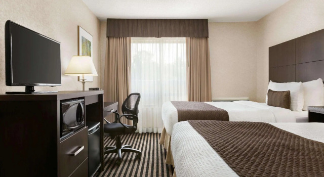 Четырёхместный номер Standard Days Inn by Wyndham Miramichi NB