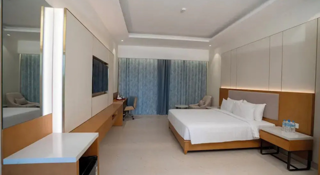 Номер Standard The Shore Trishvam