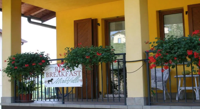 B&B MiraValle, Забронировать Отель «постель и завтрак» Сканцорошате Bergamo Province