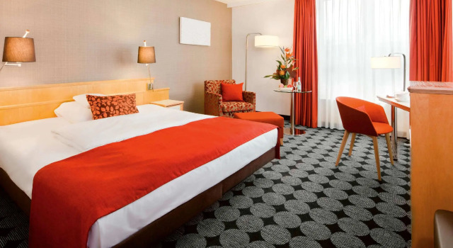Двухместный номер Classic Mövenpick Hotel Nürnberg Airport