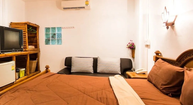 Ban Suan Resort Uthai Thani, Varaa Lomakeskus Ban Rai Central Thailand